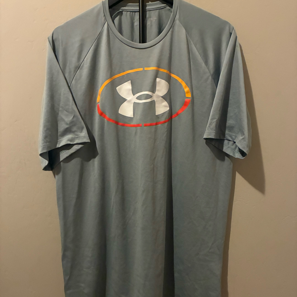 Under Armour Men's‎ Large Tall (LT) Loose Fit Graphic T-Shirt - Gray & Orange